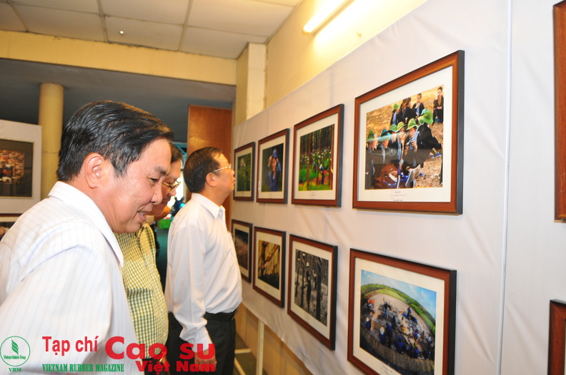 Triển lãm ảnh đã trở thành một hoạt động ý nghĩa vào ngày Nhà báo Việt Nam