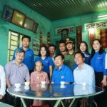 Trung ương Đoàn và Đoàn Thanh niên VRG tặng quà gia đình chính sách Tây Ninh