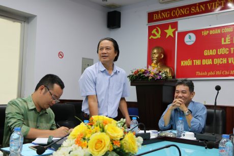 ông Phan Viết Phùng – Trưởng Ban Thi đua Tuyên truyền Văn thể VRG phát biểu tại buổi lễ