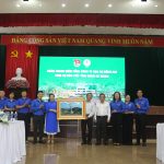 Thắm đượm tình đoàn kết giữa cao su Đồng Nai với tỉnh Hà Giang