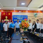 Lãnh đạo huyện Tân Châu thăm và chúc mừng Cao su Tân Biên nhân ngày Doanh nhân Việt Nam
