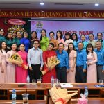 Công đoàn Cao su Việt Nam tổ chức họp mặt mừng ngày Phụ nữ Việt Nam 20/10 và trao giải Cuộc thi ảnh ...