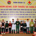 Binh đoàn 15 khám bệnh, cấp thuốc miễn phí cho người dân xã biên giới