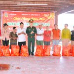 Binh đoàn 15 tổ chức ngày hội “Bánh chưng xanh” trên xã biên giới