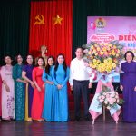 Công đoàn Cao su Việt Nam và Ban Vì sự tiến bộ phụ nữ VRG tổ chức diễn đàn “Sức khỏe của bạn” chào m...