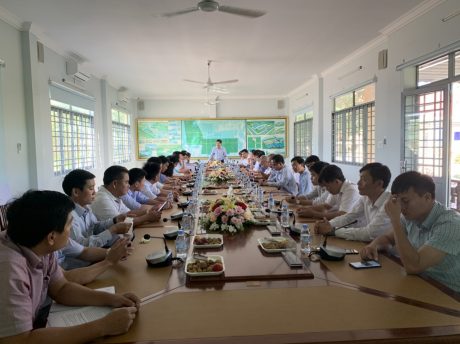 Đoàn công tác VRG làm việc tại Cao su Chư Sê Kampong Thom vào ngày 15/11