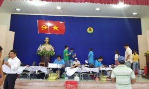 Đông đảo CBCNV công ty tham gia