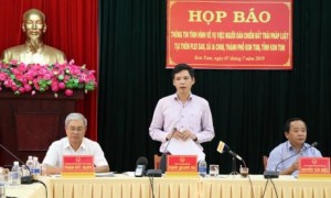 Buổi họp báo thông tin vụ việc lấn chiếm đất tại xã Ia Chim
