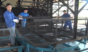 Cải tiến “cầu nâng mủ, kết hợp mâm xoay” áp dụng tại xí nghiệp.