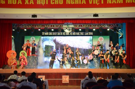 Cao su Lộc Ninh là đơn vị mở màn Hội diễn