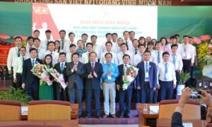 Ủy ban Hội LHTN Việt Nam VRG khóa III ra mắt đại hội