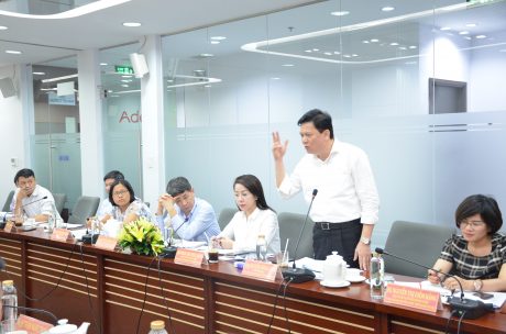 Ông Nguyễn Hồng Long – Phó trưởng Ban Chỉ đạo đổi mới doanh nghiệp phát biểu chỉ đạo tại buổi làm việc
