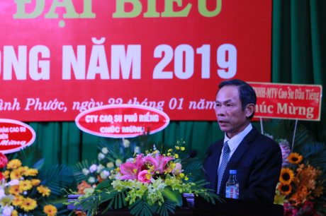 Ông Trần Ngọc Thuận – Chủ tịch HĐQT VRG cũng biểu dương kết quả SXKD của công ty