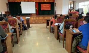 Quang cảnh lễ khai giảng lớp Đào tạo công nhân kỹ thuật chế biến mủ tại Cao su Chư Păh